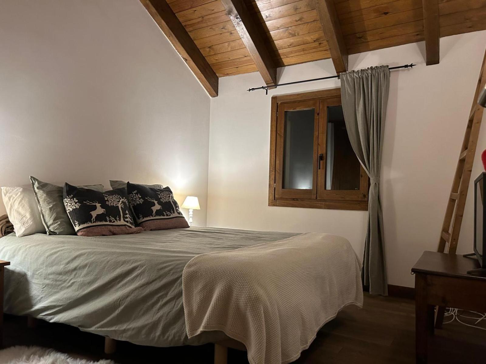 Apartament Del Llac 奥塞雅 外观 照片
